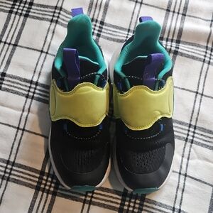 All in Motion Kids Black and Yellow Sneakers